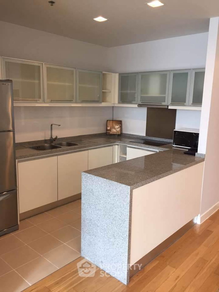 รูป คอนโด 2-ห้องนอน ที่ มิลเลนเนียม เรสซิเด้นส์ แอท สุขุมวิท คอนโดมิเนียม ใกล้ BTS อโศก (ID 2738517) - รูปที่ 5/9