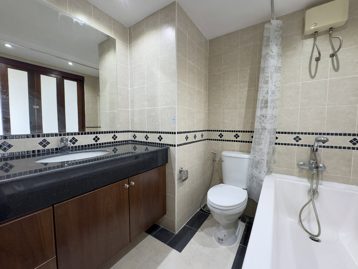 รูป 2 Bed Condo for Rent at Royal Hill Resort in Thappraya Pattaya - รูปที่ 14/20