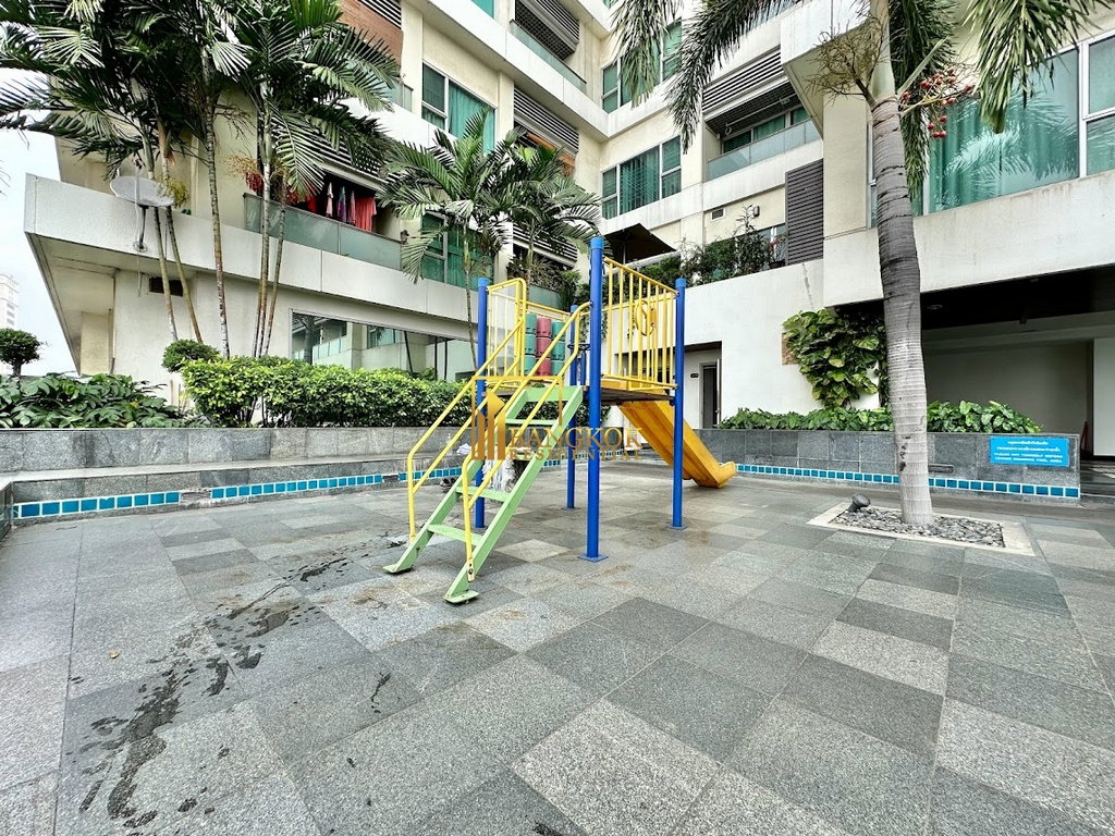 รูป Nondzee Condominium | Spacious 3 Bed Duplex Condo in Sathorn - BR14605CD - รูปที่ 38/46