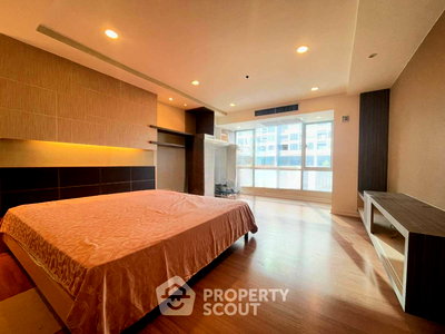 Condos for rent : 2-BR Condo at The Trendy Condominium near BTS Nana (ID 2720316)