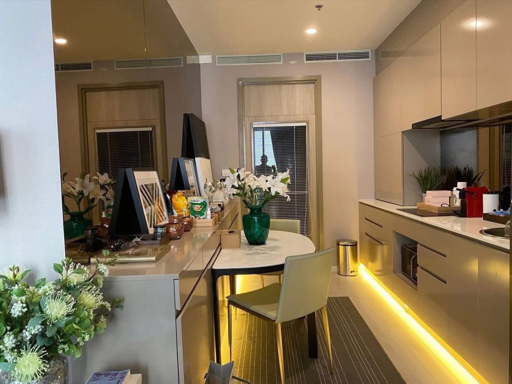 รูป ให้ เช่า คอนโด Noble Ploenchit (โนเบิล เพลินจิต)102 ตรม 2 นอน 2 น้ำ พร้อมเฟอร์และเครื่องใช้ไฟฟ้า - รูปที่ 6/11
