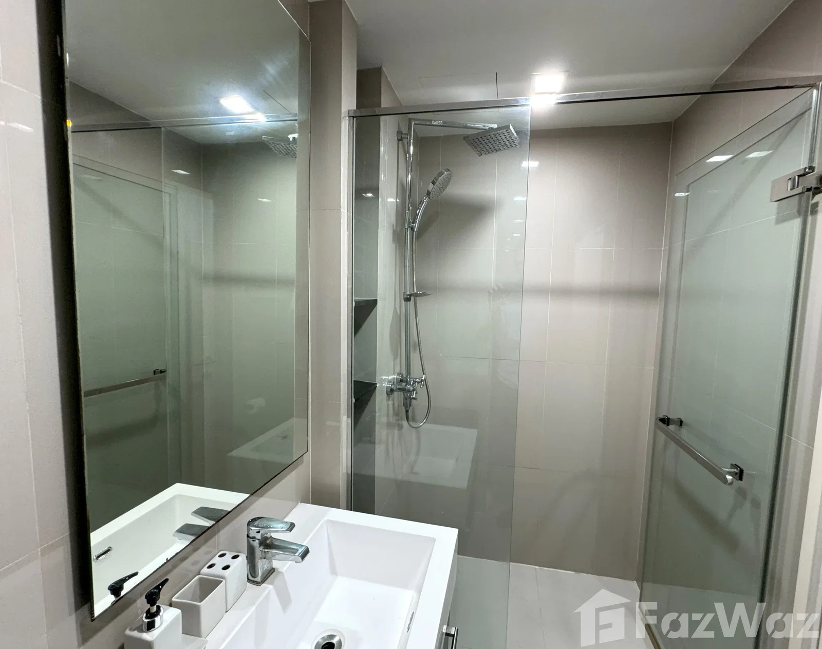 Studio Condo for sale at The Deck Patong 6116947