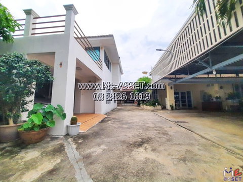 ขายบ้านเดี่ยว 3 หลัง พร้อมศาลาอเนกประสงค์ บนที่ดิน 206 ตร.วา โซนศาลากลาง บางกรวย ใกล้มหิดล–เซ็นทรัลศาลายา เหมาะอยู่เองหรือทำธุรกิจ