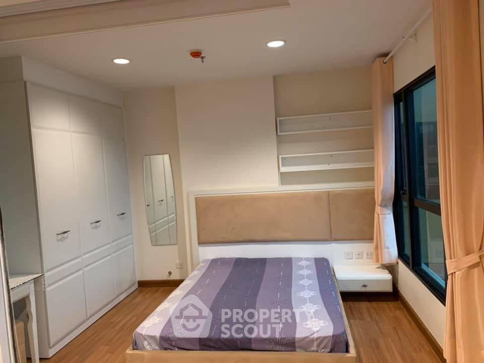 picture 1-BR Condo at The Crest Phahonyothin 11 near BTS Ari (ID 392916) - 3/16