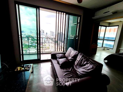 ขายคอนโด : คอนโด 1-ห้องนอน ที่ ควินน์ คอนโด รัชดา 17 ใกล้ MRT สุทธิสาร (ID 2741360)