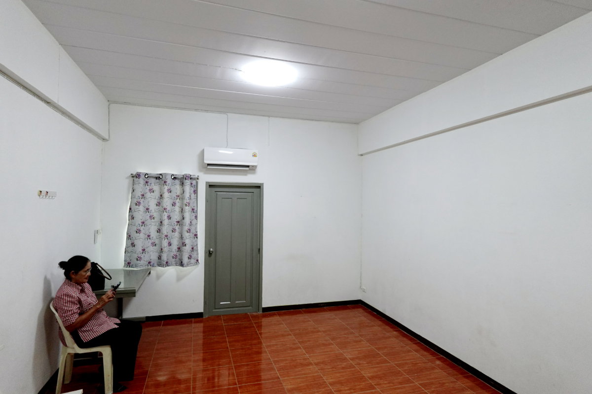 รูป ห้องปรับปรุงใหม่ เคหะออเงิน ตึก 22 ชั้น 4 - รูปที่ 11/19