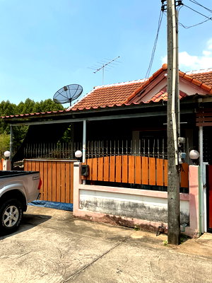 ทาวน์โฮม ชลบุรี : 📌บ้านทาวน์เฮาส์ หลังริม 🔥ทำเลทอง แหลมฉบัง-ศรีราชา-พัทยา