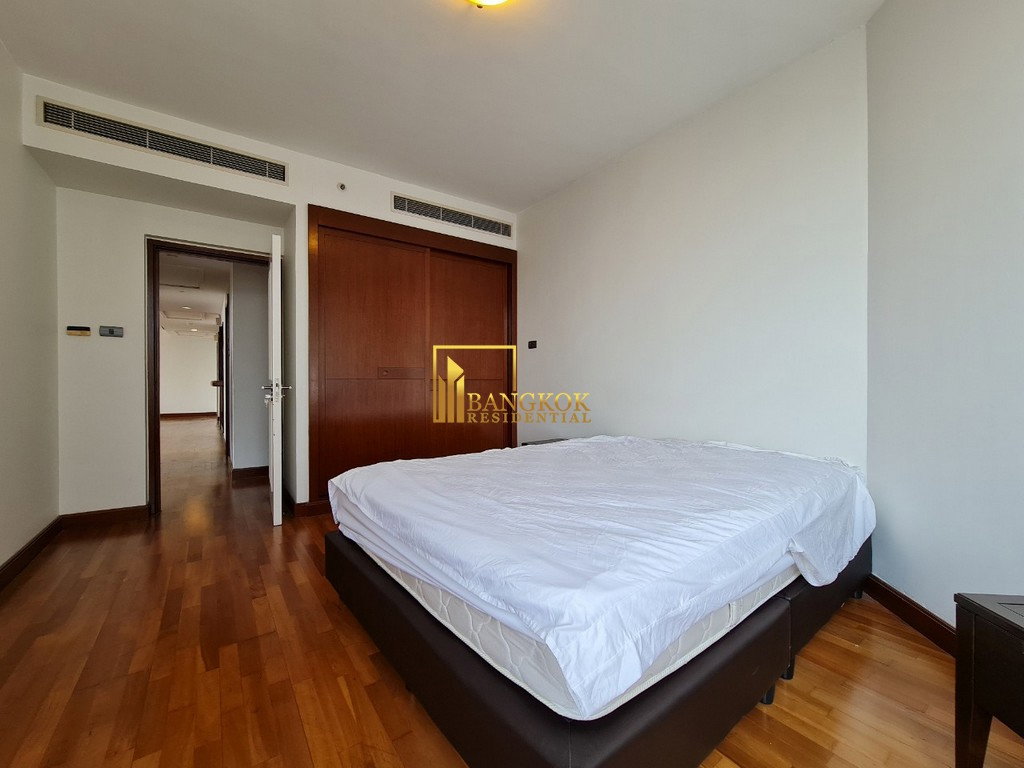 รูป All Seasons Mansion | Elegant 3 Bedroom Condo in Phloenchit - BR4167CD - รูปที่ 16/43