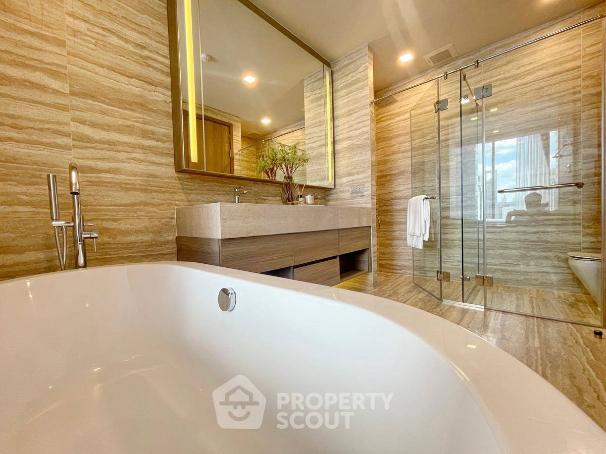 รูป คอนโด 2-ห้องนอน ที่ เซเลส อโศก ใกล้ MRT สุขุมวิท (ID 2423621) - รูปที่ 3/8