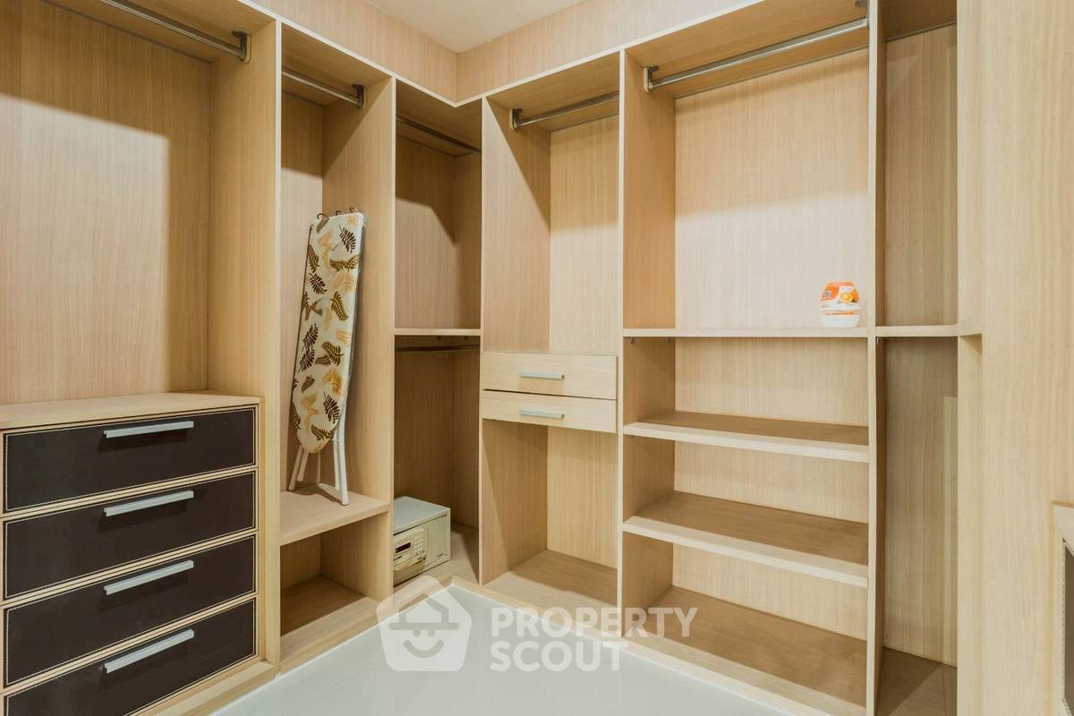 รูป คอนโด 3-ห้องนอน ที่ เดอะ เลคส์ กรุงเทพ ใกล้ BTS อโศก (ID 2725457) - รูปที่ 10/18