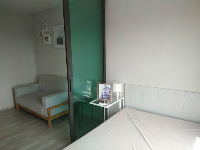 เช่า ไพรเวซี รามาไนท์ (Privacy Rama9) ขนาด 23 ตรม ราคา 10,000 บาท พร้อมเฟอร์และเครื่องใช้ไฟฟ้า