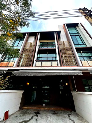 เช่าทาวน์โฮม ถนนกรุงเทพฯ-นนทบุรี : 🏡 ให้เช่าทาวน์โฮม 3 ชั้น Flora วงศ์สว่าง ✨ บ้านสวย ทำเลดี ใกล้ MRT แยกติวานนท์ เพียง 500 เมตร เดินทางสะดวก