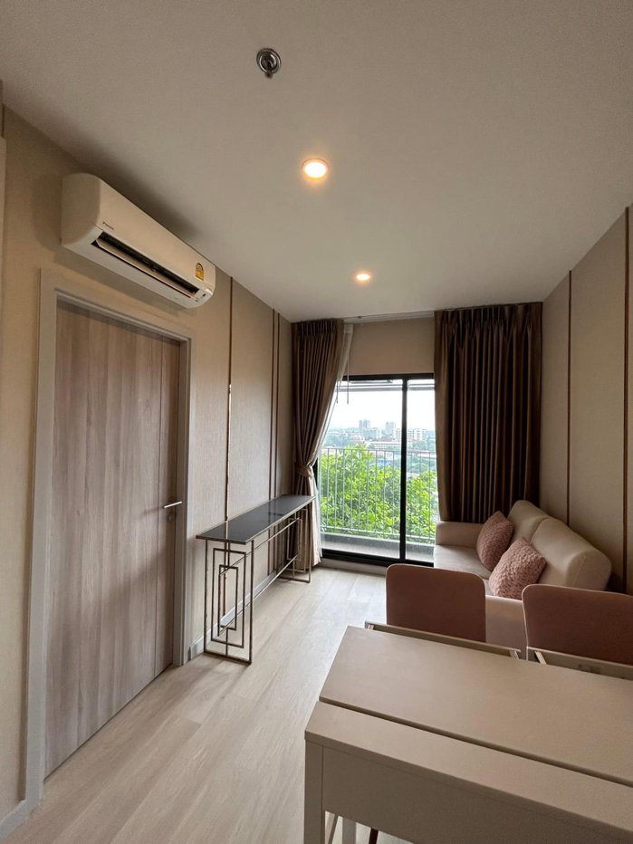 รูป Knightsbridge Prime Sathorn【𝐒𝐄𝐋𝐋 & 𝐑𝐄𝐍𝐓】🔥ห้องสไตล์เรียบหรู โทนเทาโมเดิร์น เฟอร์นิเจอร์ดีไซน์เข้าชุด🔥 ติดต่อไลน์ไอดี: @hacondo - รูปที่ 5/7