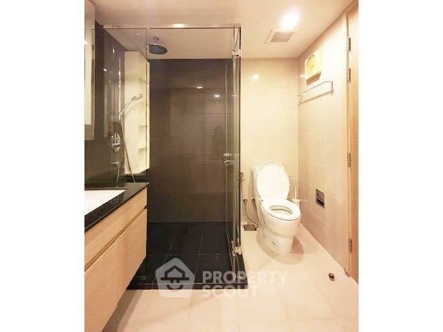 picture 2-BR Condo at Via Botani near BTS Phrom Phong (ID 2744563) - 9/9