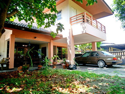 บ้านเดี่ยว นนทบุรี : ขายบ้านเดี่ยว หมู่บ้านสี่ไชยทอง3 ซอย แจ้งวัฒนะ-ปากเกร็ด 24 ถนนแจ้งวัฒนะ ตำบลบางตลาด อำเภอปากเกร็ด นนทบุรี  ใกล้ห้างเซ็นทรัล แจ้งวัฒนะใกล้ห้างบิ๊กซี 