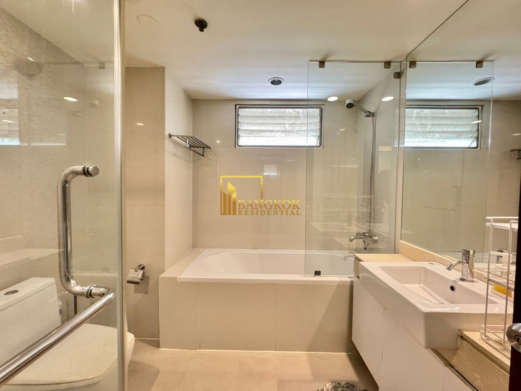 รูป The Rajdamri | Charming 2 Bed Duplex Condo Next to BTS - BR18685CD - รูปที่ 19/30