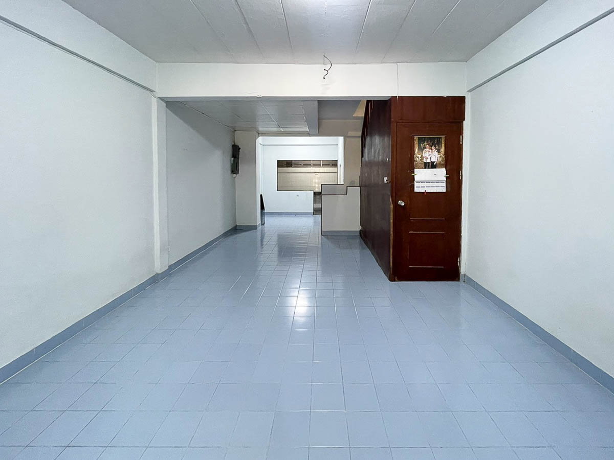 รูป ขาย บ้าน Flowery Home ปากเกร็ด บ้านทาวน์เฮาส์ 2 ชั้น แบบ 2 ห้องนอน 17 ตรว 110 ตรม สภาพดี ใกล้ ติวานนท์ ศรีสมาน ดอนเมือง อิมแพ็ค เมืองทอง : EL26S-002 - รูปที่ 4/16