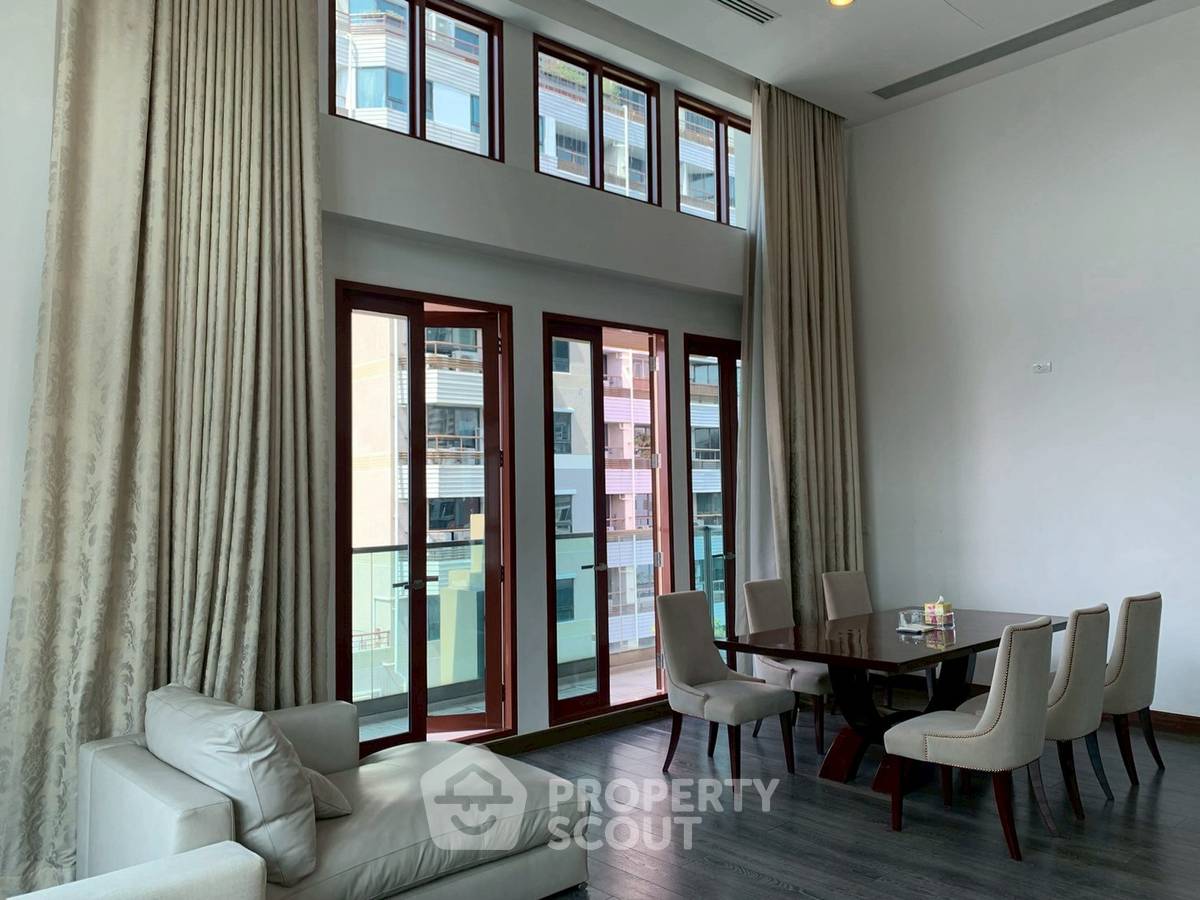 รูป คอนโด 3-ห้องนอน ที่ เดอะ เครสท์ ร่วมฤดี ใกล้ BTS เพลินจิต (ID 2359679) - รูปที่ 1/20