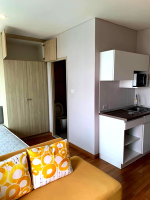 ขายคอนโด : ขายคอนโดลุมพินีพาร์ค วิภาวดี จตุจักร ห้องมุมตึก วิวสระ ตำแหน่งดีที่สุดในโครงการ