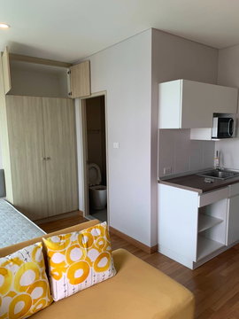 Rare Unit for Sale! Lumpini Park Vibhavadi-Chatuchak | Corner Room, Pool View, Best Location