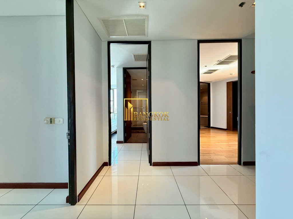 รูป The Lakes | Huge 3 Bedroom Condo For Rent in Asoke Area - BR16293CD - รูปที่ 16/50