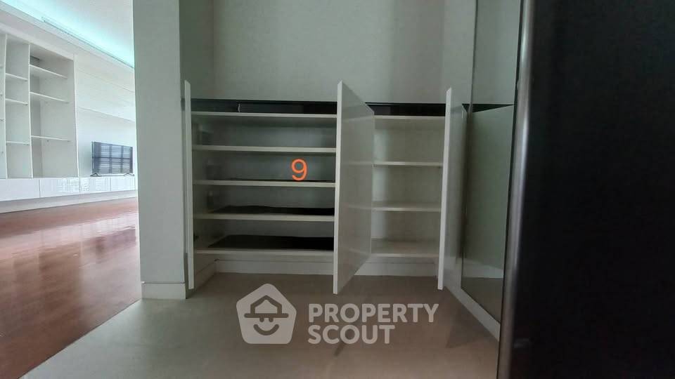 รูป คอนโด 2-ห้องนอน ที่ โดมัส คอนโดมิเนียม ใกล้ BTS อโศก (ID 2742203) - รูปที่ 4/24