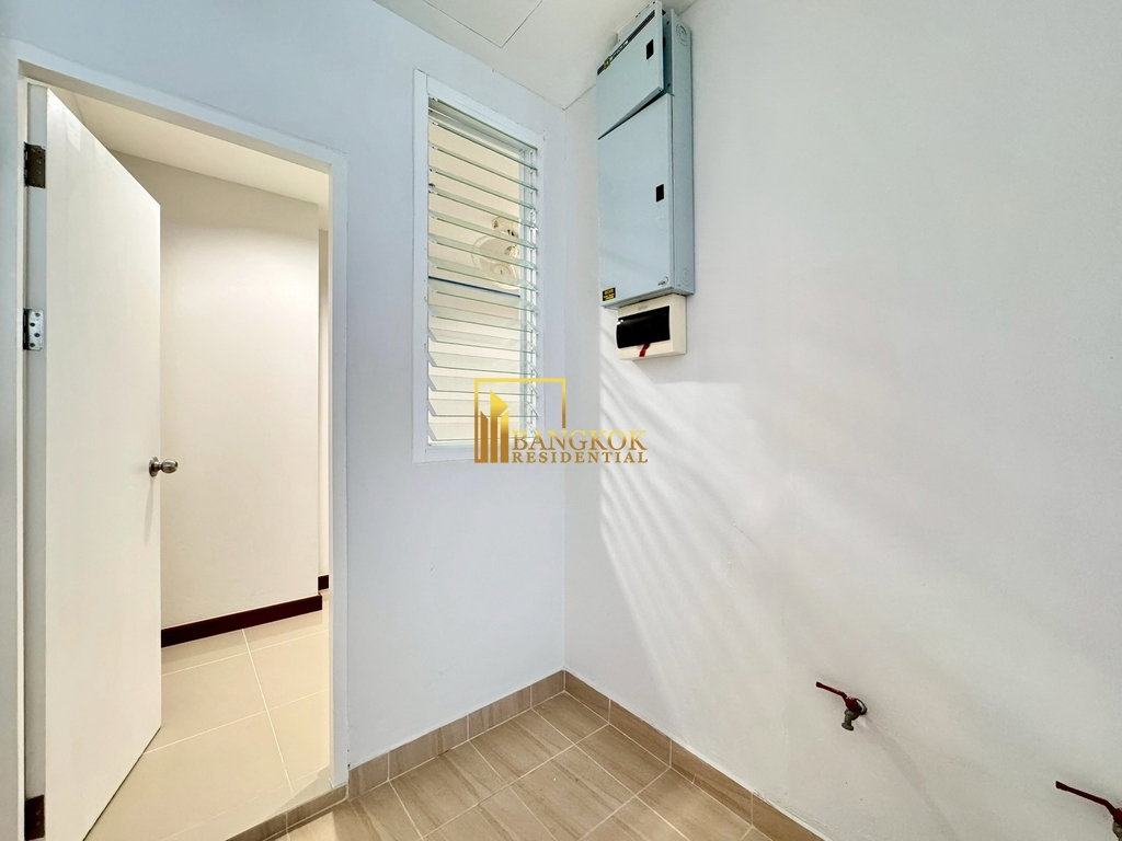 รูป Bright & Airy 4 Bedroom Luxury Apartment in Phrom Phong - BR21229AP - รูปที่ 38/55