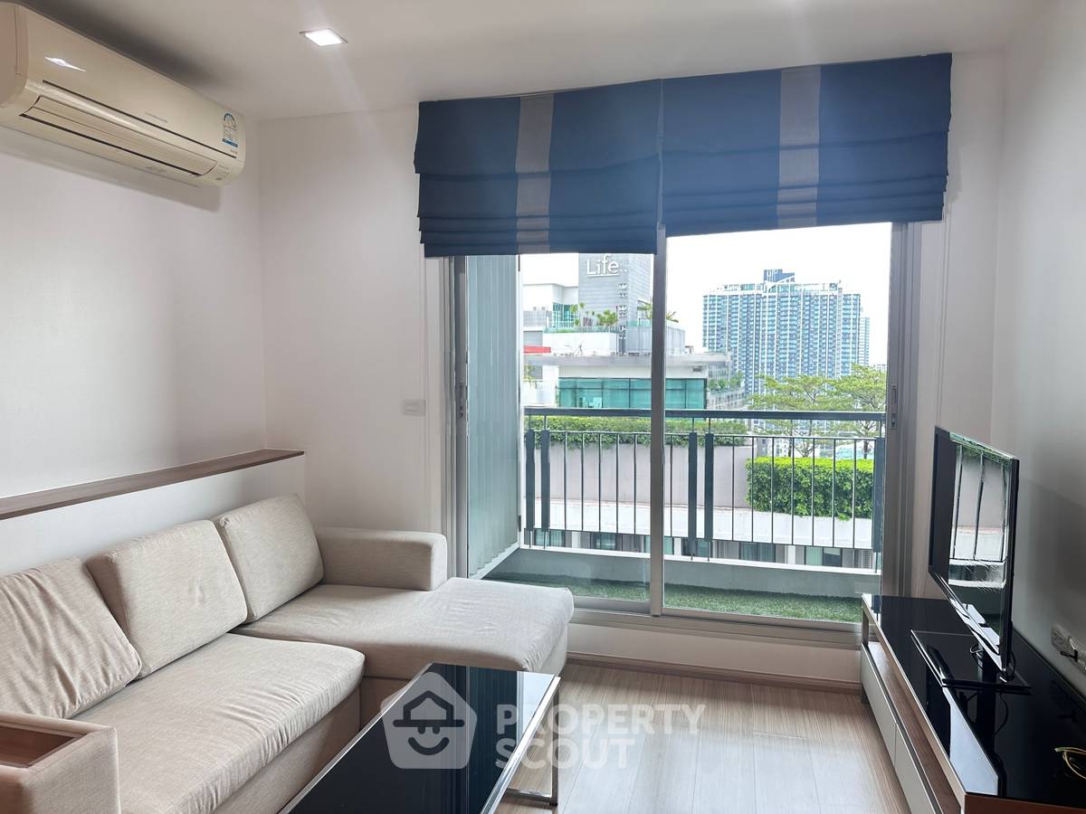 รูป คอนโด 1-ห้องนอน ที่ ริทึม รัชดา-ห้วยขวาง ใกล้ MRT ห้วยขวาง (ID 2745457) - รูปที่ 2/12