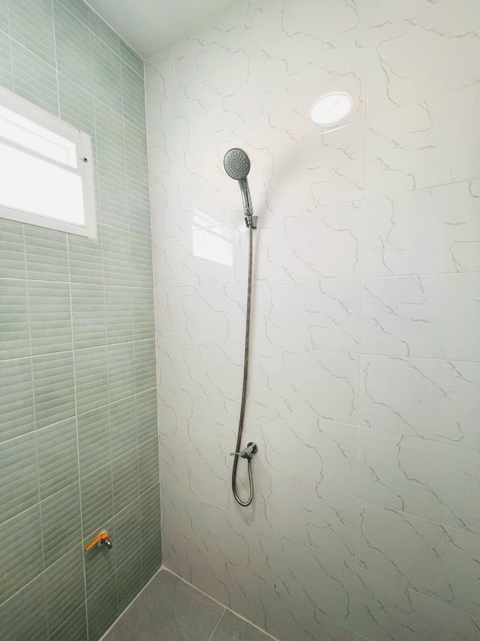 รูป บ้านแฝดชั้นเดียว รีโนเวทใหม่ หมู่บ้านวัฒนาร่มไทร ซอยสังฆสันติสุข26 แขวงกระทุ่มราย เขตหนองจอก แต่งพร้อมอยู่ ราคาถูกมากๆ - รูปที่ 14/16