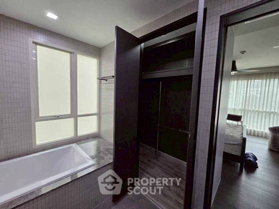 รูป คอนโด 2-ห้องนอน ที่ ดิ แอดเดรส ชิดลม ใกล้ BTS ชิดลม (ID 2280557) - รูปที่ 5/8