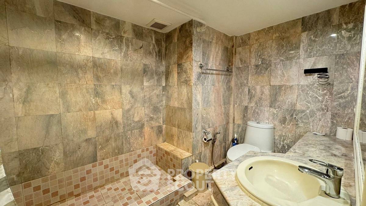 รูป คอนโด 1-ห้องนอน ที่ สราญใจ แมนชั่น คอนโดมิเนียม ใกล้ BTS นานา (ID 2742215) - รูปที่ 5/9