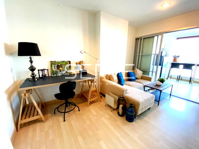 Condos for rent : 1 Bed Large Room City view Fully furnished Good Location Close To MRT Ratchadaphisek @ Rhythm Ratchada