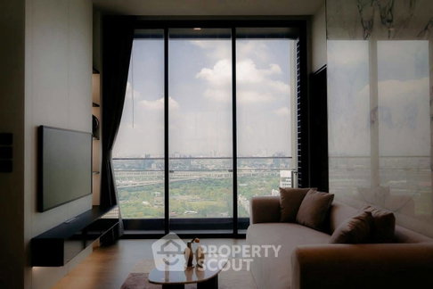 2-BR Condo at The Crest Park Residences near MRT Phahon Yothin (ID 2744460)