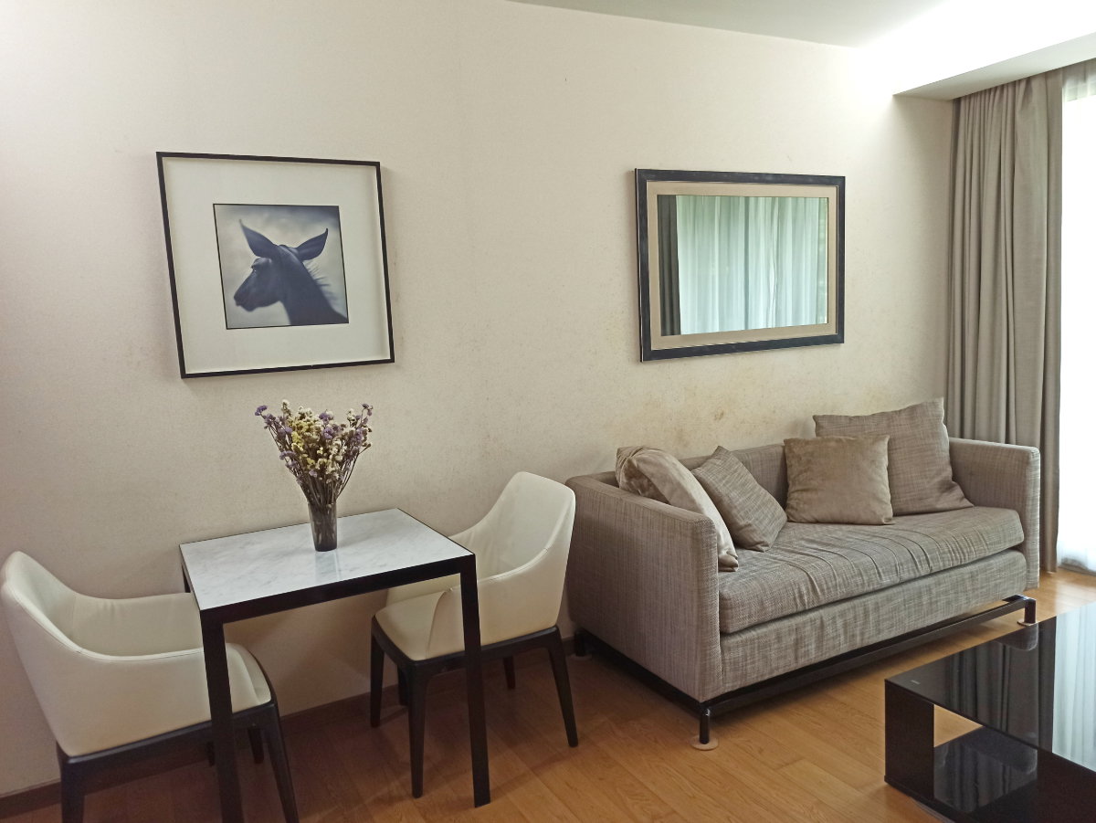 รูป ขายคอนโด VIA 31 สุขุมวิท 31 วิวสวน เงียบสงบ 1 ห้องนอน 47 ตร.ม. พร้อมอยู่ - รูปที่ 2/35