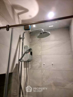 Condos for rent Soi Ekamai (Sukhumvit 63) : 1-BR Condo at Rhythm Ekkamai near BTS Ekkamai (ID 558332)