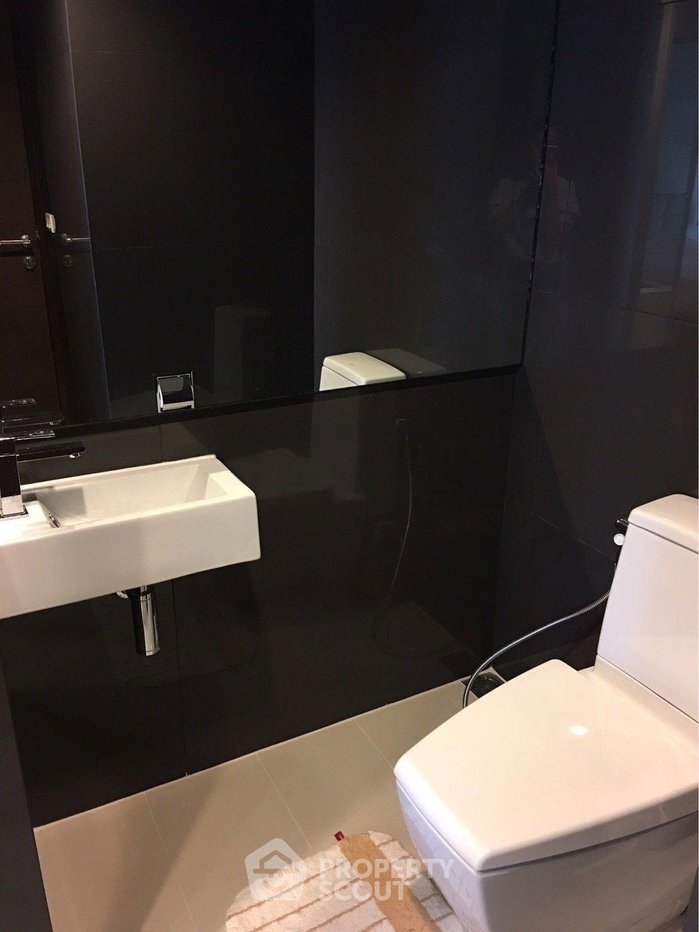 รูป คอนโด 1-ห้องนอน ที่ ริธึ่ม สาทร ใกล้ BTS สะพานตากสิน (ID 2746718) - รูปที่ 5/6