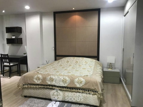 2-BR Condo at The Address Phathumwan near BTS Ratchathewi (ID 2737288)