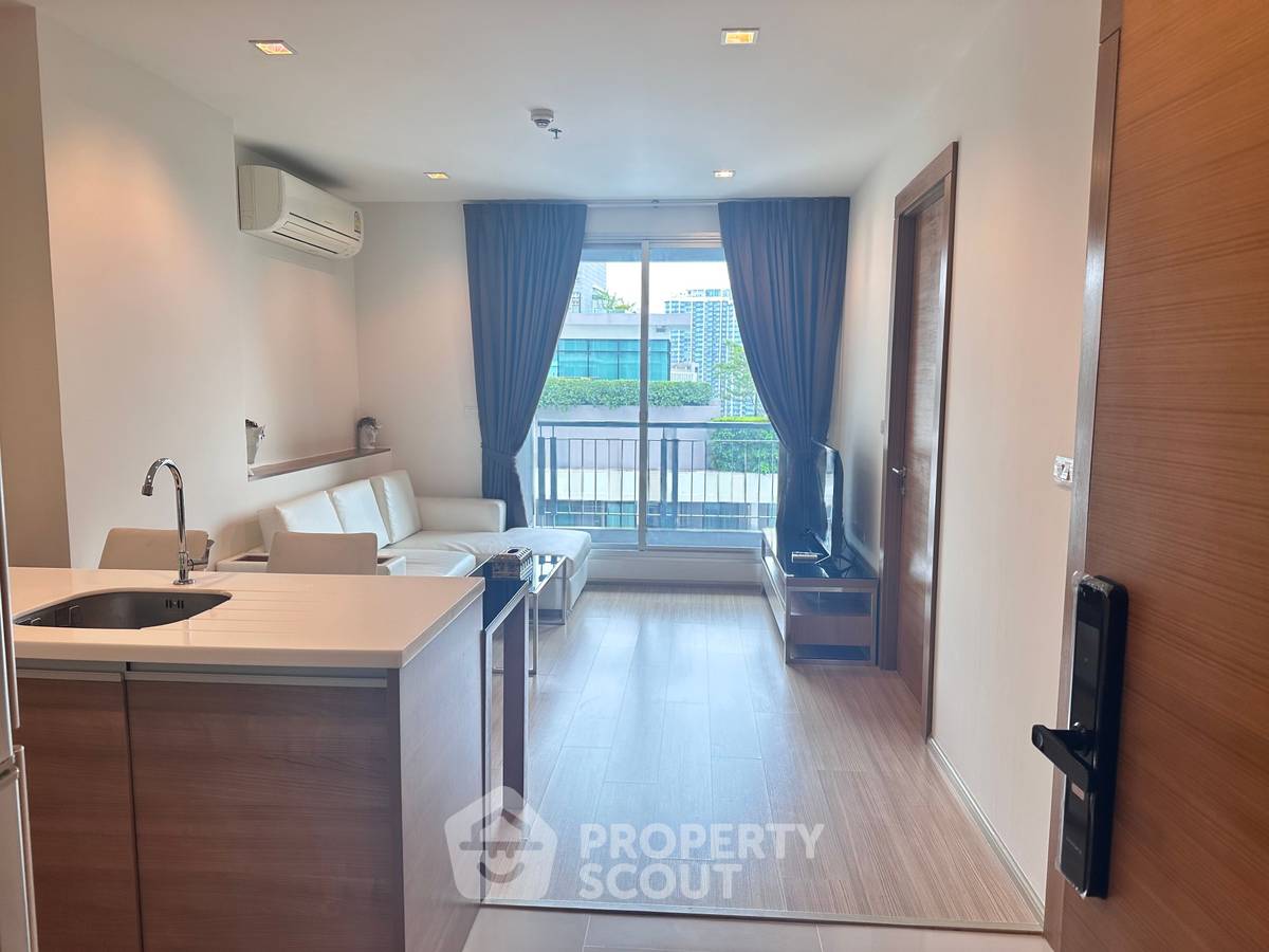 รูป คอนโด 1-ห้องนอน ที่ ริทึม รัชดา-ห้วยขวาง ใกล้ MRT ห้วยขวาง (ID 2744424) - รูปที่ 1/11