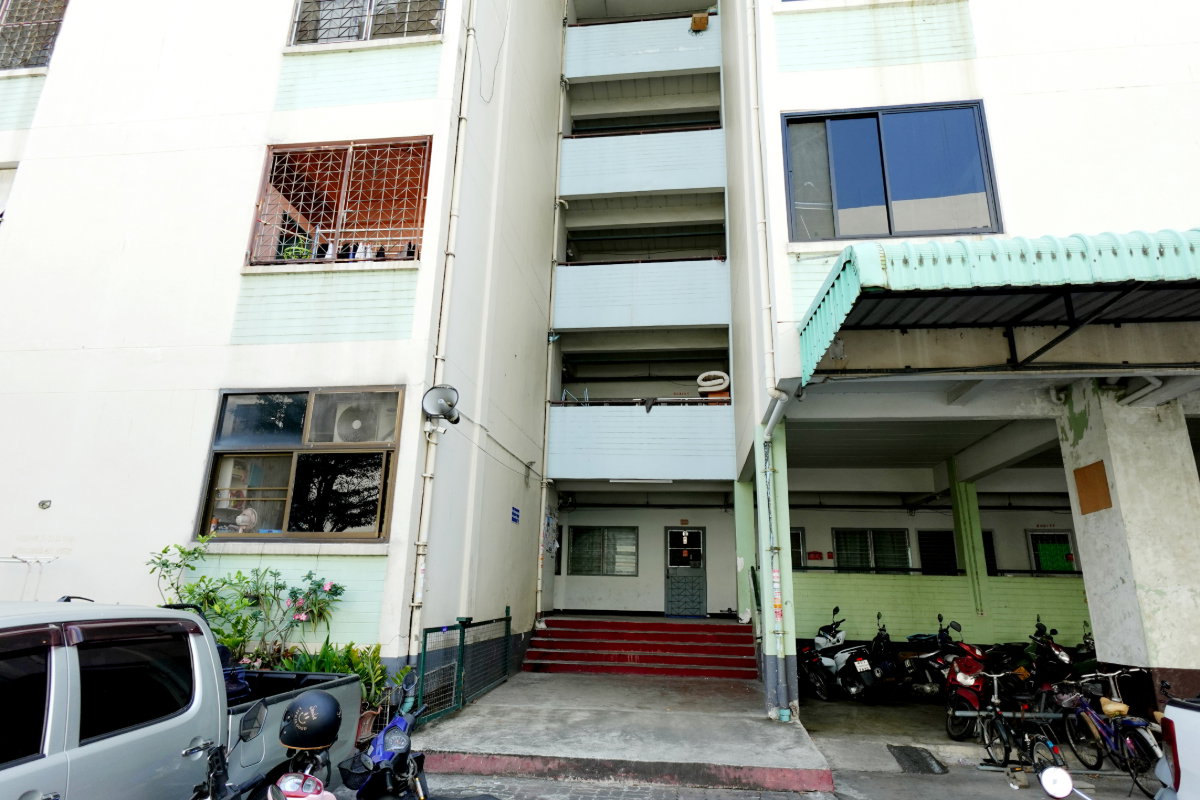 รูป ห้องปรับปรุงใหม่ เคหะออเงิน ตึก 22 ชั้น 4 - รูปที่ 4/19
