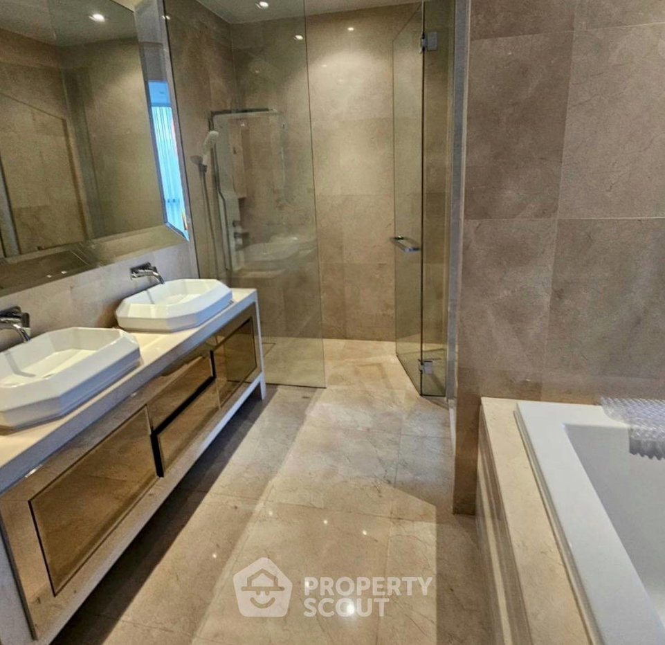 รูป คอนโด 3-ห้องนอน ที่ มาร์ค สุขุมวิท 39 ใกล้ BTS พร้อมพงษ์ (ID 2739266) - รูปที่ 5/7