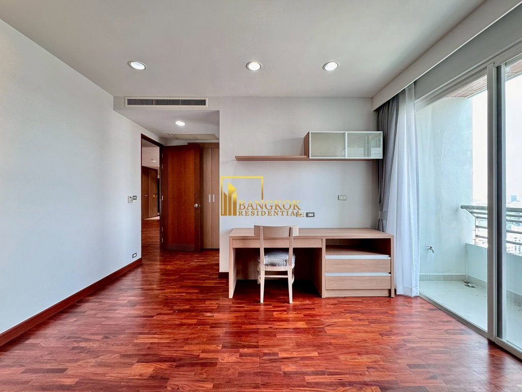 รูป Bright & Airy 4 Bedroom Luxury Apartment in Phrom Phong - BR21229AP - รูปที่ 16/55