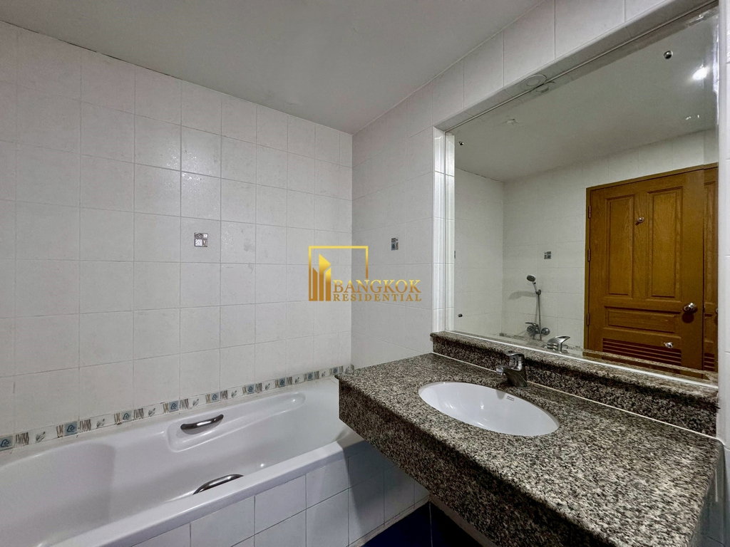รูป Spacious 3 Bedroom Apartment for Rent in Sukhumvit 31 - BR21257AP - รูปที่ 16/45