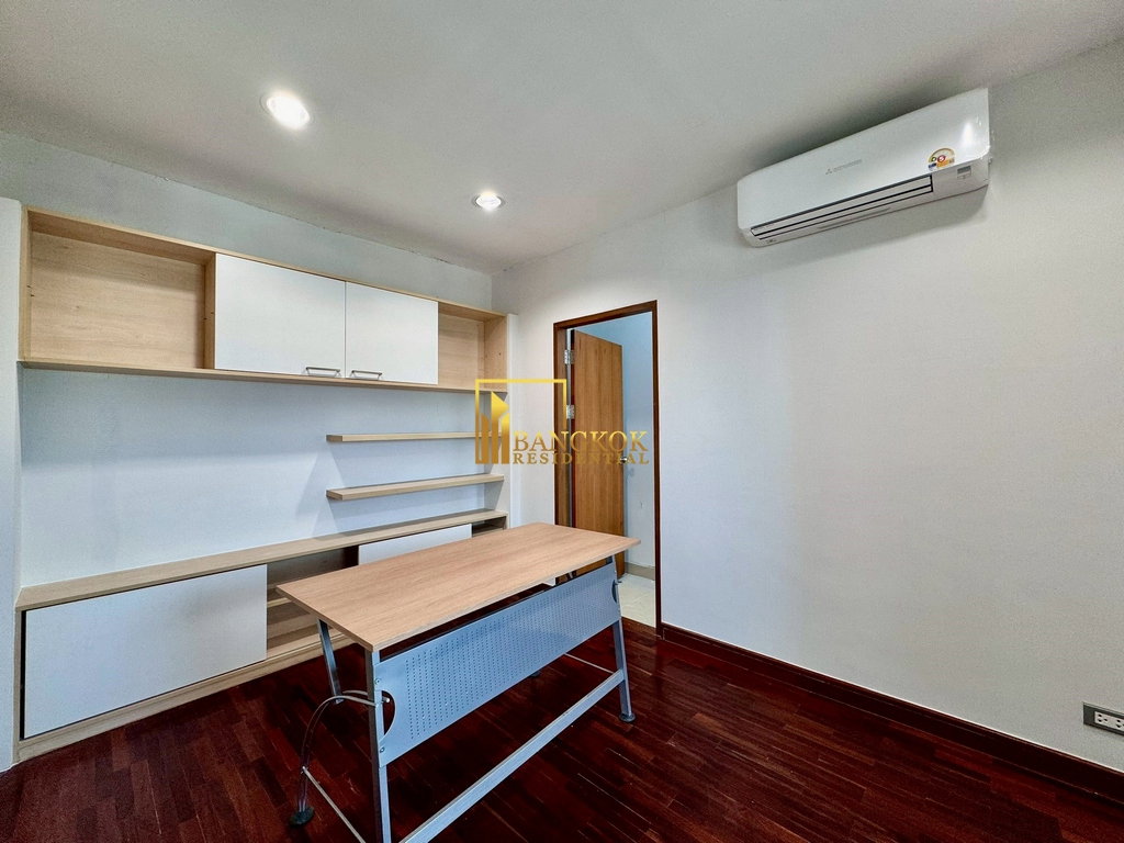 รูป Bright & Airy 4 Bedroom Luxury Apartment in Phrom Phong - BR21229AP - รูปที่ 13/55