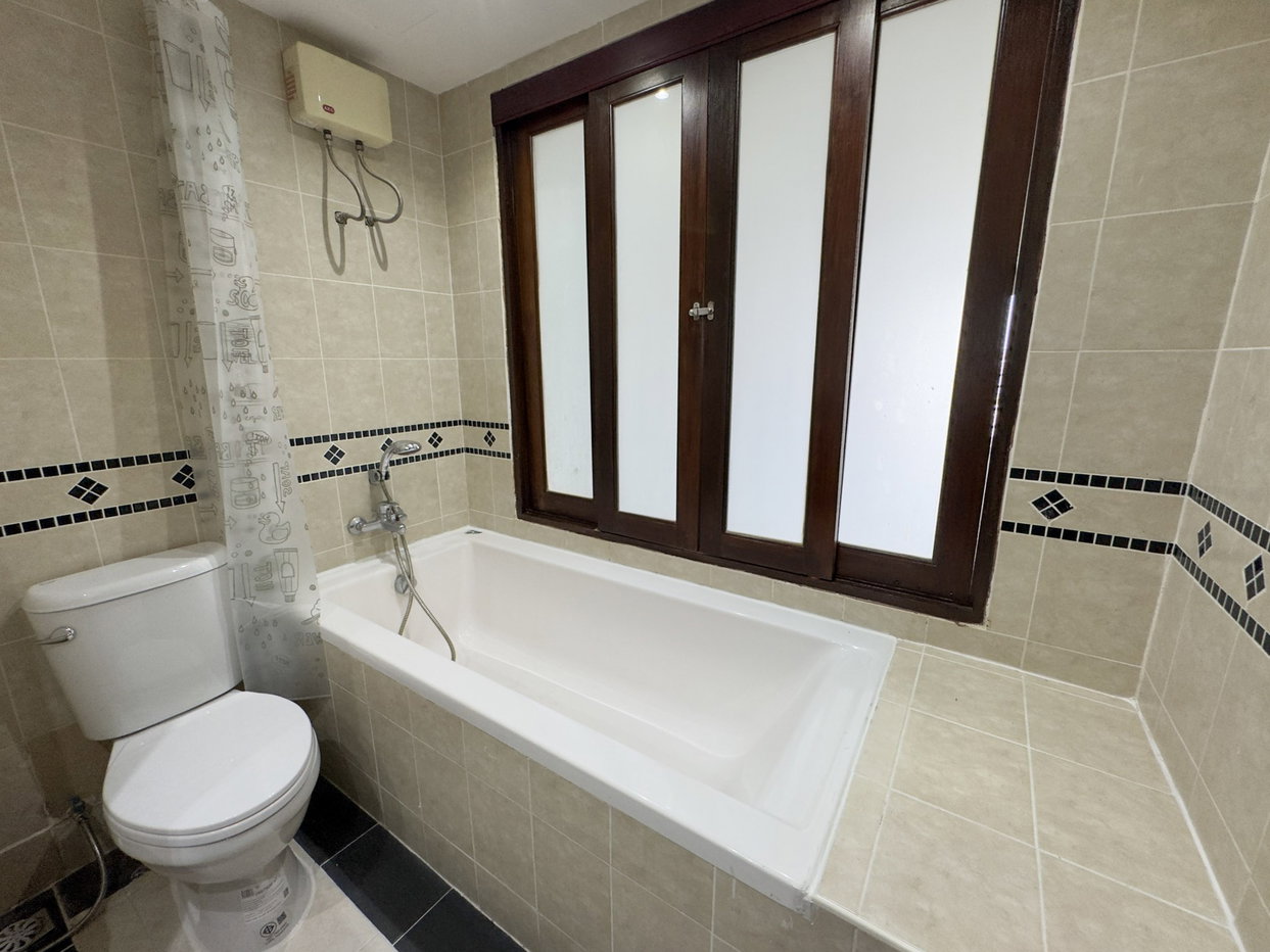 รูป 2 Bed Condo for Sale at Royal Hill Resort in Thappraya Pattaya - รูปที่ 15/20