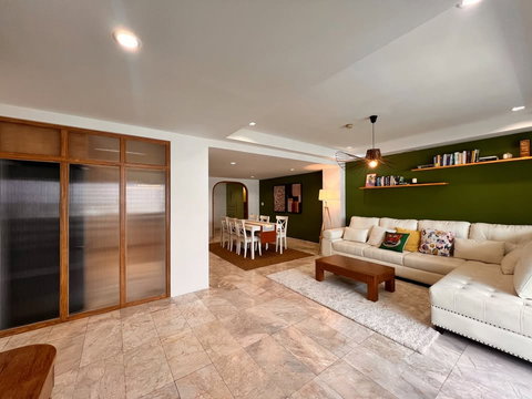 RS5442 For Rent: Ruamjai Heights Condo (Newly Renovated) near BTS Nana