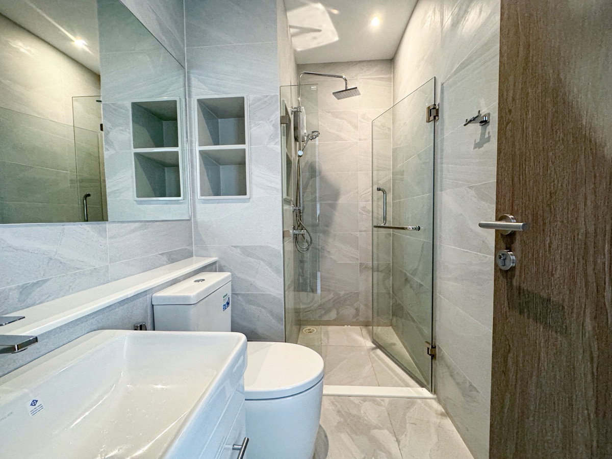 picture Code: 26KJ1421 for rent RHYTHM EKKAMAI ESTATE 🔥🔥 Line ID: @kjcondo (with @)🔥🔥 - 3/8