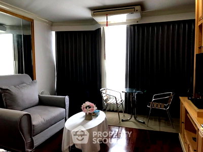 ขายคอนโด : คอนโด 1-ห้องนอน ที่ เพรซิเดนท์ เพลส ใกล้ BTS ชิดลม (ID 2745973)