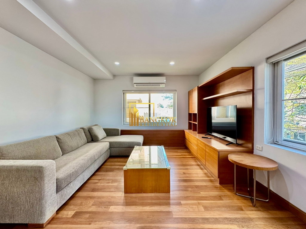 picture Expansive 4 Bedroom House With Pool Access in Ekkamai - BR28090SH - 16/32