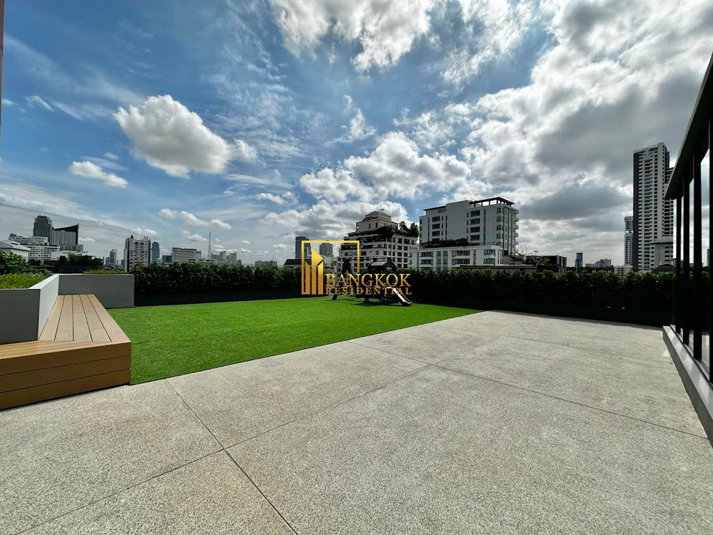 รูป Modern 3 Bedroom Apartment in Phrom Phong Area - BR21080AP - รูปที่ 31/35