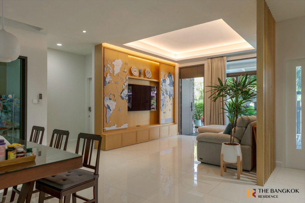 รูป 🏡ขายบ้าน Mantana Lake Watcharapol ราคา 19.57M 4 ห้องนอน บ้านหรูสำหรับครอบครัว - รูปที่ 2/8